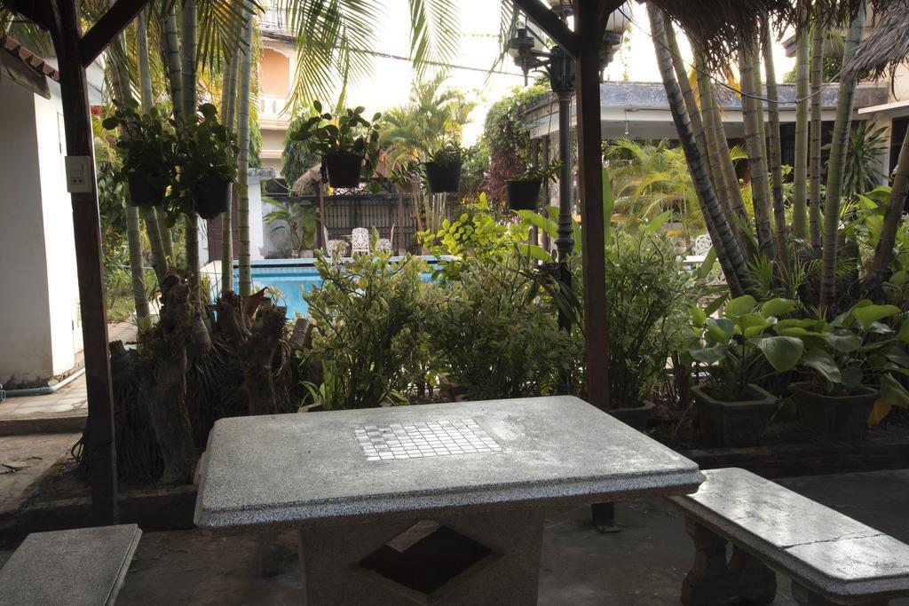 Villa Sisavad Guesthouse Vientiane Buitenkant foto