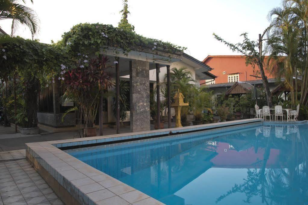 Villa Sisavad Guesthouse Vientiane Buitenkant foto